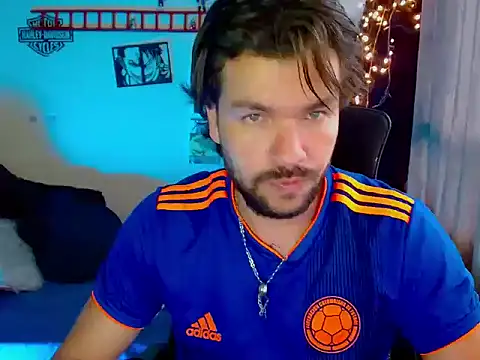 cortelioni massimo  online show from January 6, 5:39 pm