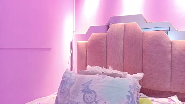 AndreaSweet2 online show from March 5, 8:05 pm