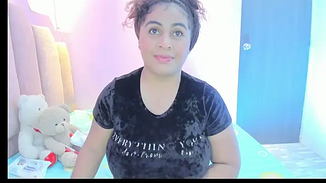 Snapshot of AndreaSweet2 chatting on September 25, 7:53 pm AndreaSweet2 online show from September 25, 7:53 pm