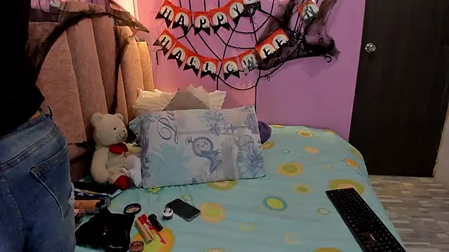 AndreaSweet2 online show from October 20, 7:36 pm