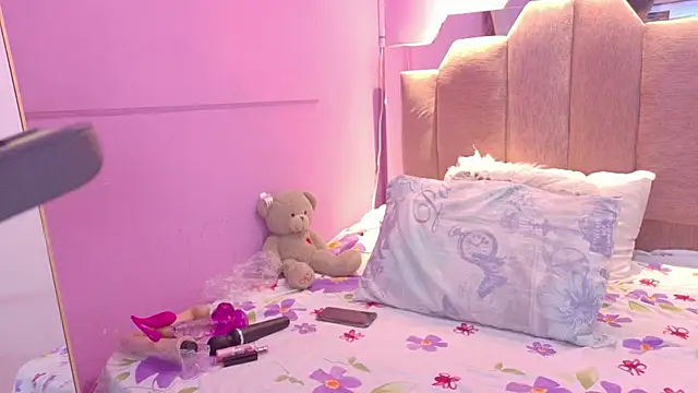 AndreaSweet2 online show from May 19, 8:27 pm