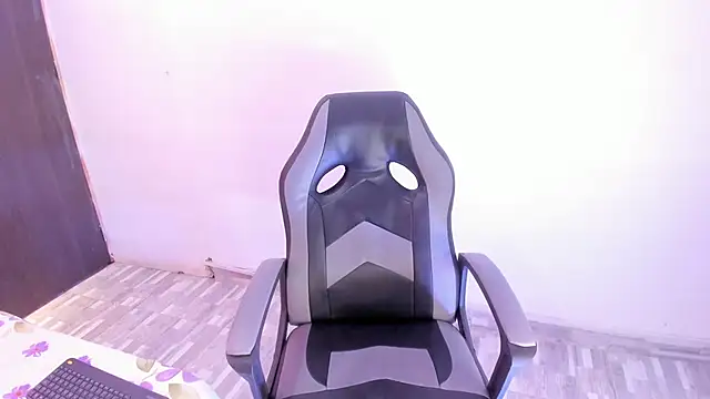 AndreaSweet2 online show from January 7, 8:03 pm