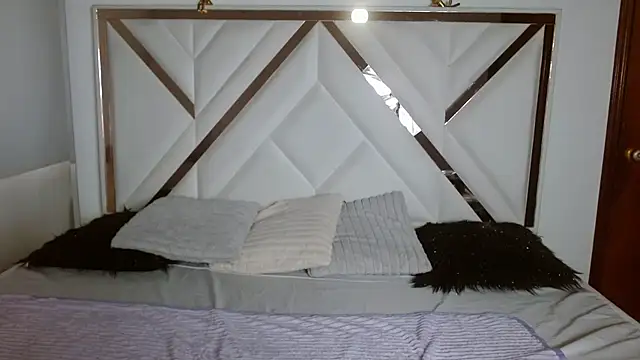 SophiaaLee online show from January 10, 5:41 pm