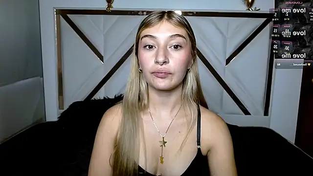 SophiaaLee online show from February 13, 10:43 pm