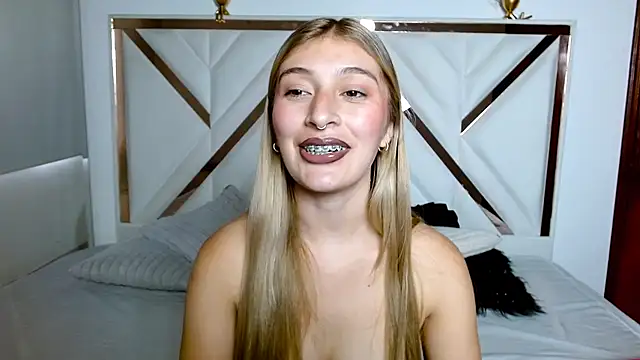 SophiaaLee online show from February 14, 9:37 pm