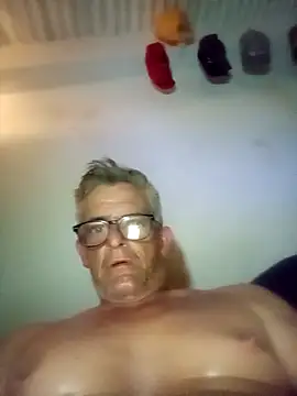 Snapshot of CPTCOCK chatting on October 21, 9:25 pm CPTCOCK online show from October 21, 9:25 pm