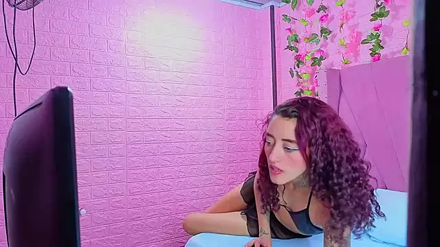  Maleja 19  online show from December 23, 3:06 am