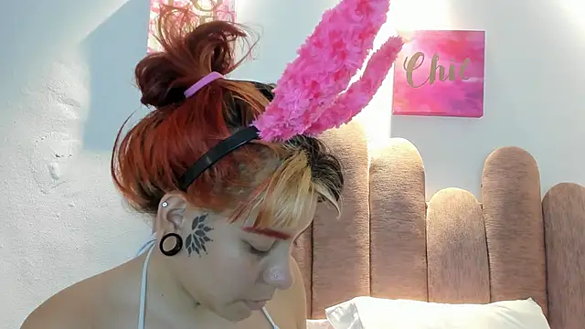 Lily666  online show from September 27, 7:31 pm