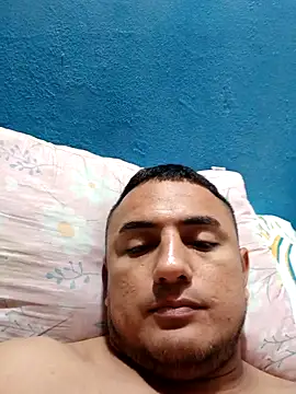 Snapshot of Geral_Yeraldyn09 chatting on October 26, 2:28 pm Geral Yeraldyn09 online show from October 26, 2:28 pm