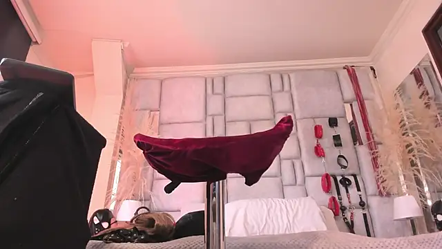 Dom venena online show from March 13, 6:24 pm