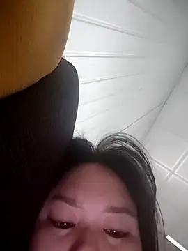 Snapshot of onao7 chatting on April 1, 1:19 am onao7 online show from April 1, 1:19 am