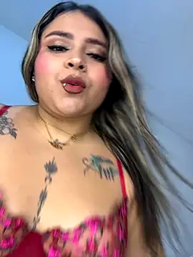 Snapshot of ashley-swift- chatting on October 3, 6:37 am ashley-swift- online show from October 3, 6:37 am