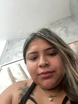 ashley-swift- online show from June 17, 9:52 am