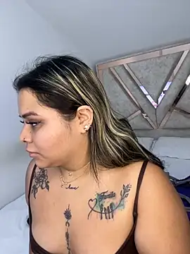 Snapshot of ashley-swift- chatting on November 27, 9:21 am ashley-swift- online show from November 27, 9:21 am