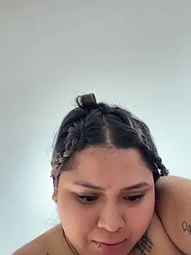 ashley-swift- online show from March 21, 12:09 pm