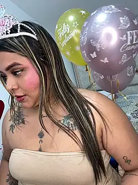 ashley-swift- online show from April 14, 6:40 am