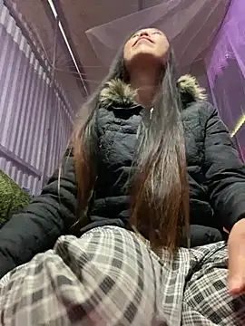 Huong-Ly online show from January 10, 3:24 am