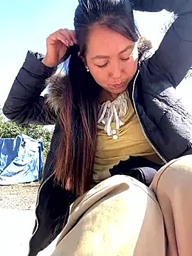 Huong-Ly online show from January 12, 4:08 am