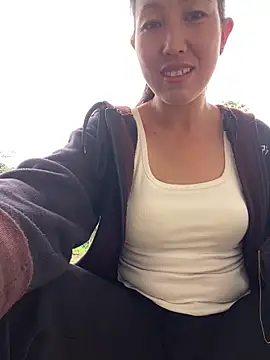 Huong-Ly online show from October 16, 7:38 am