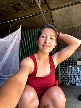 Huong-Ly online show from October 5, 1:40 am