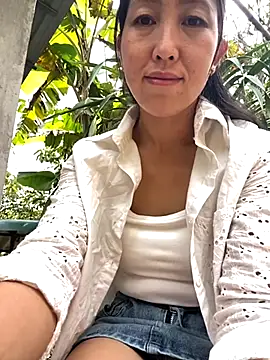 Huong-Ly online show from October 17, 3:21 am