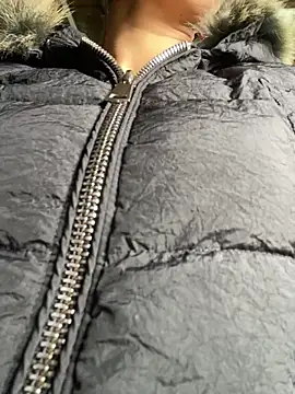 Huong-Ly online show from December 17, 2:49 am