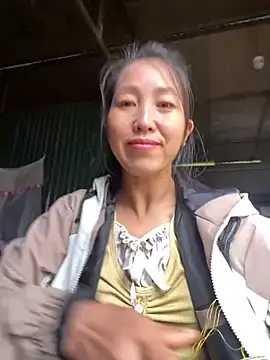 Huong-Ly online show from November 7, 1:54 am