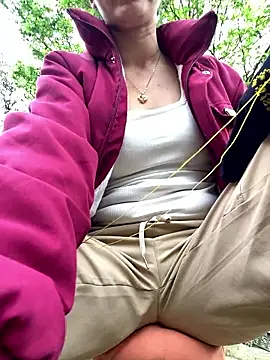 Huong-Ly online show from February 24, 1:50 am