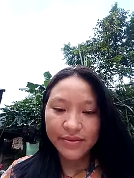 Snapshot of MuiNay chatting on October 1, 10:57 pm MuiNay online show from October 1, 10:57 pm