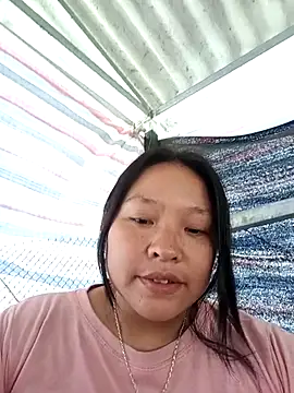 Snapshot of MuiNay chatting on October 15, 3:16 am MuiNay online show from October 15, 3:16 am