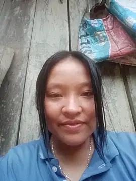 Snapshot of MuiNay chatting on September 21, 10:53 am MuiNay online show from September 21, 10:53 am