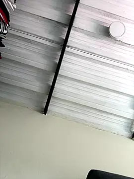 Snapshot of jordan_422 chatting on December 2, 7:04 pm jordan 422 online show from December 2, 7:04 pm