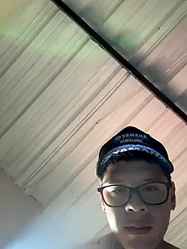 Snapshot of jordan_422 chatting on November 29, 2:06 pm jordan 422 online show from November 29, 2:06 pm