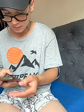 Snapshot of jordan_422 chatting on November 30, 6:52 pm jordan 422 online show from November 30, 6:52 pm