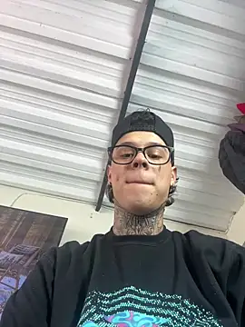 Snapshot of jordan_422 chatting on February 4, 7:20 pm jordan 422 online show from February 4, 7:20 pm