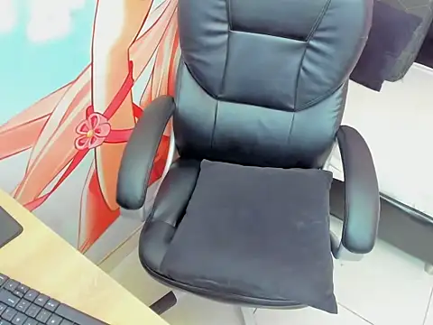 Snapshot of StarletTays chatting on October 31, 10:38 pm StarletTays online show from October 31, 10:38 pm