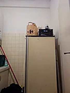 Stingles online show from October 24, 3:22 pm