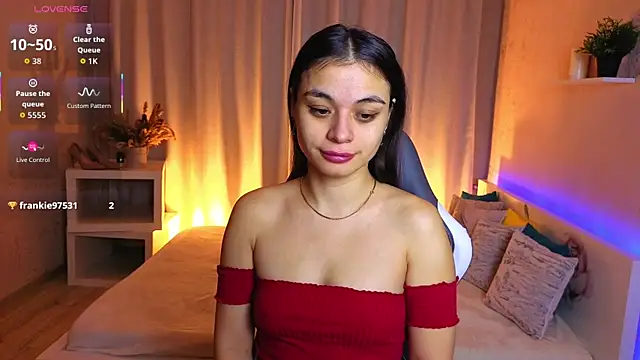 Leila Hefner online show from December 2, 2:56 am