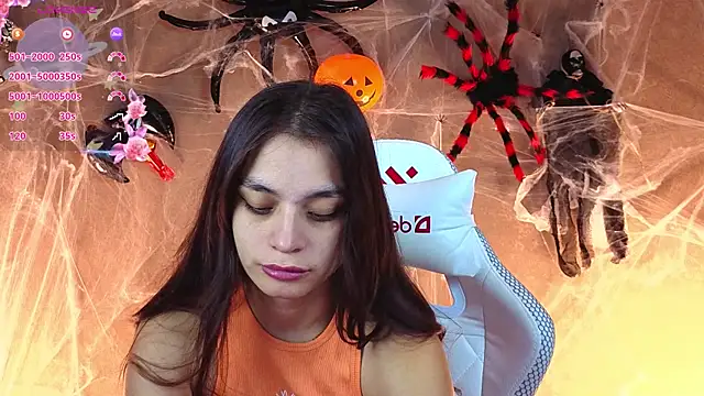 Leila Hefner online show from October 22, 2:22 am