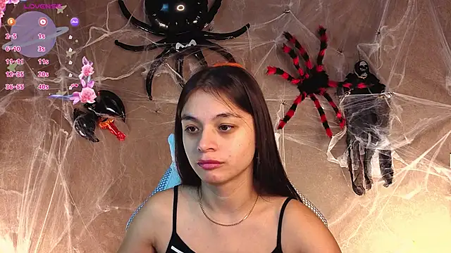 Leila Hefner online show from October 15, 2:43 am