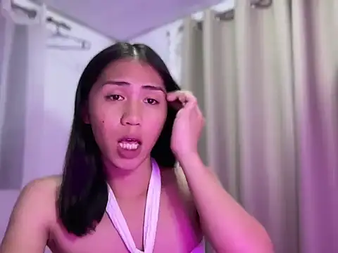 kiara smieth online show from March 19, 6:19 pm