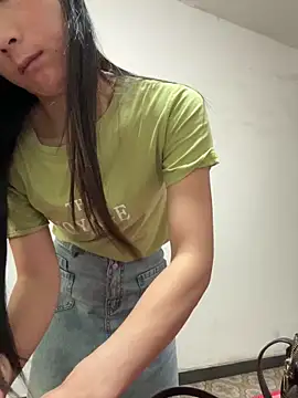 crhong666 online show from September 8, 11:26 pm