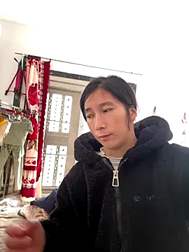 Snapshot of crhong666 chatting on November 28, 12:44 am crhong666 online show from November 28, 12:44 am