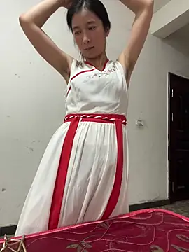 crhong666 online show from October 3, 12:25 am