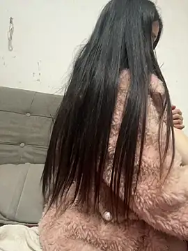 crhong666 online show from March 4, 1:13 am