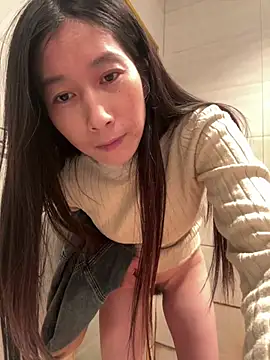 crhong666 online show from March 14, 12:49 am