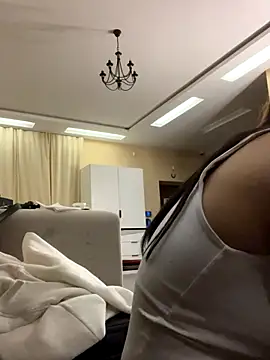 Snapshot of kimberlyy77 chatting on September 21, 6:13 pm kimberlyy77 online show from September 21, 6:13 pm