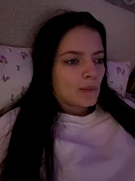 Snapshot of kimberlyy77 chatting on October 10, 7:04 pm kimberlyy77 online show from October 10, 7:04 pm