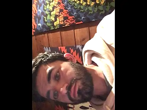 Snapshot of BigTyree420 chatting on December 18, 8:41 am BigTyree420 online show from December 18, 8:41 am