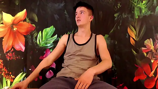 Snapshot of SirReed chatting on November 23, 4:00 am SirReed online show from November 23, 4:00 am